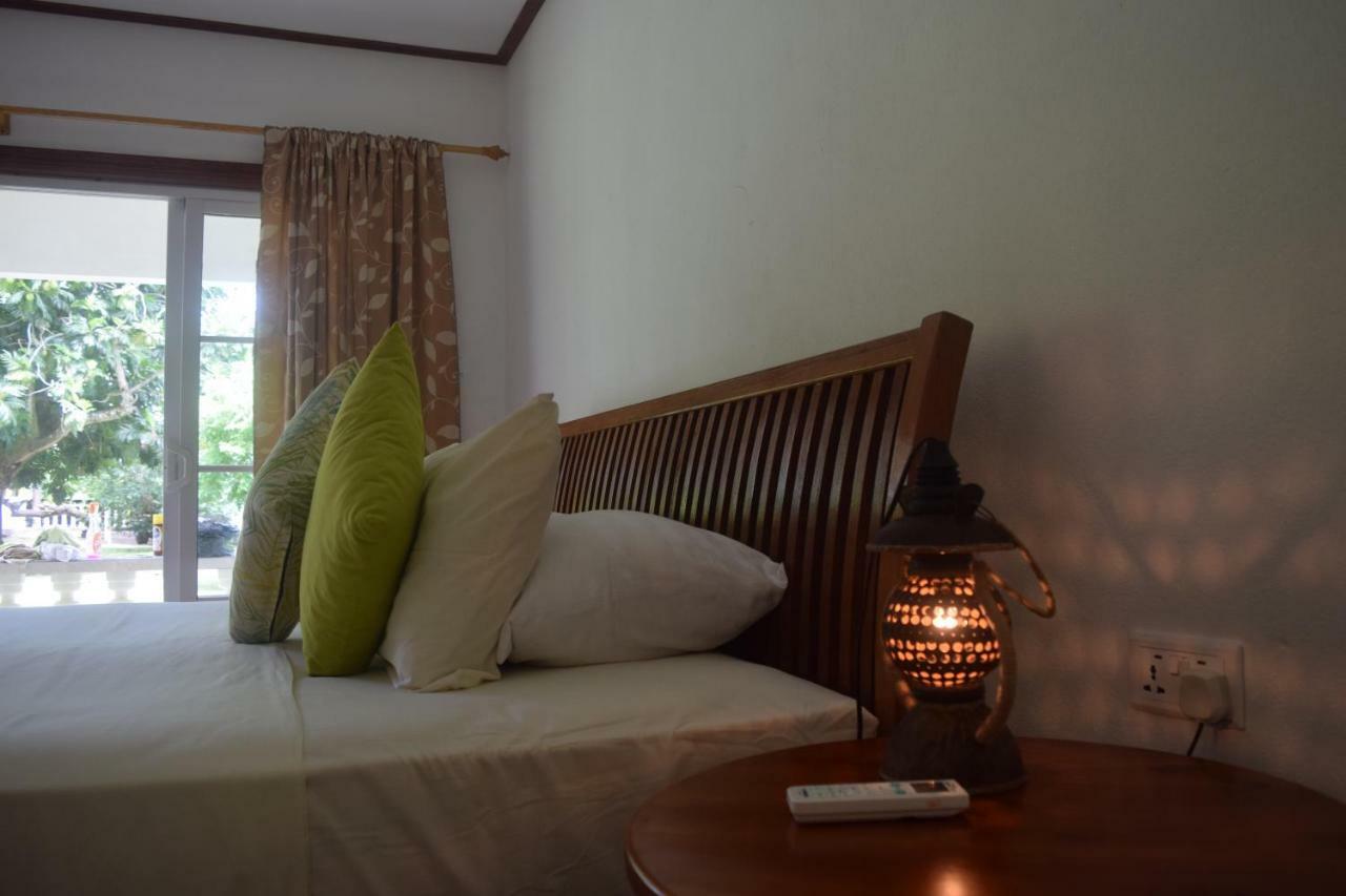 Chalet Bamboo Vert ลาดิก ภายนอก รูปภาพ